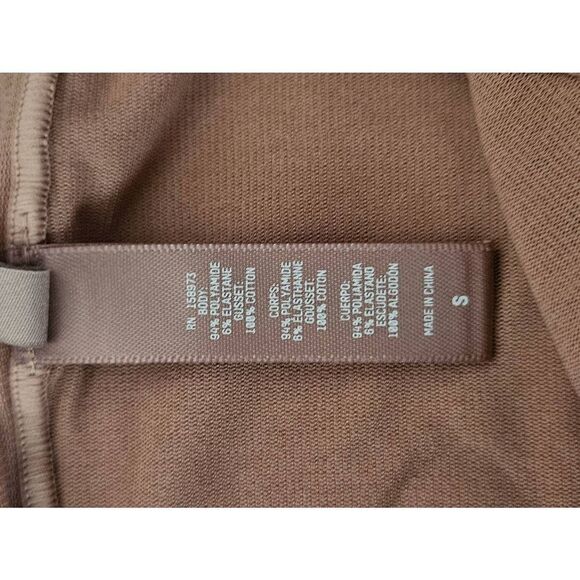 Skims hi cut panty Nwt - Picture 4 of 8